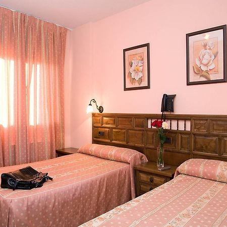 Hotel Rural "Victoria" Humanes Pokoj fotografie